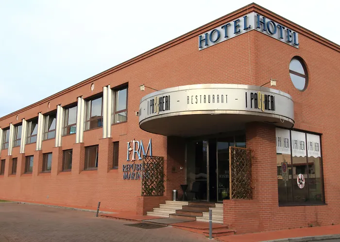 Hotel Jacuzzi: Hotel Repubblica Marinara