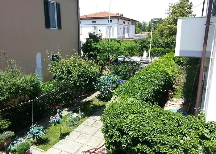 Due Passi Dal Centro